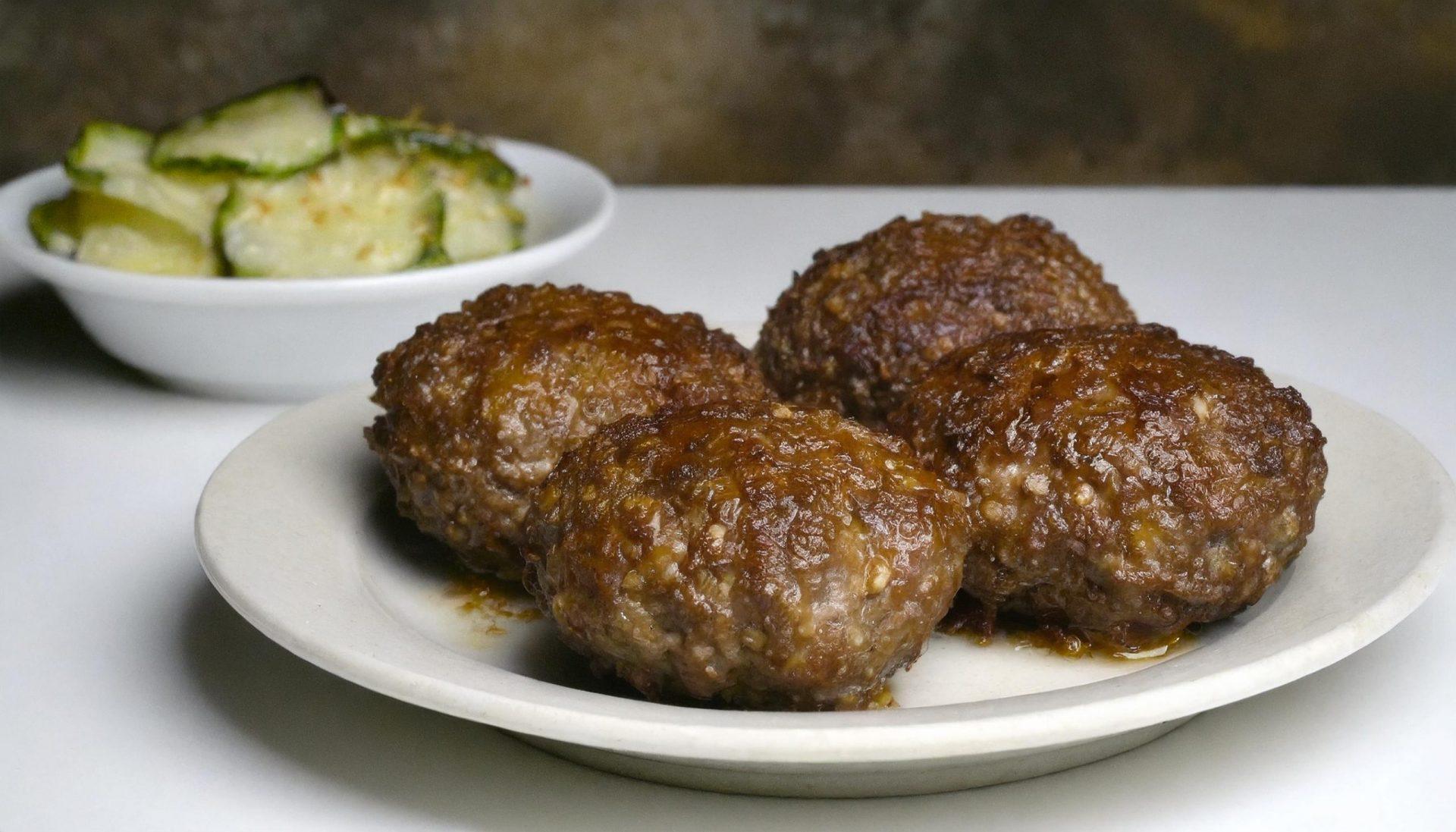 Herzhafte Kohlsuppe mit Hackfleisch – Dein wärmendes Wohlfühlgericht ...